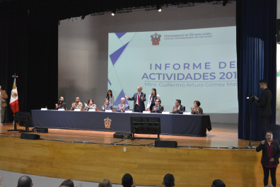 Presidium del Informe de Actividades 2018