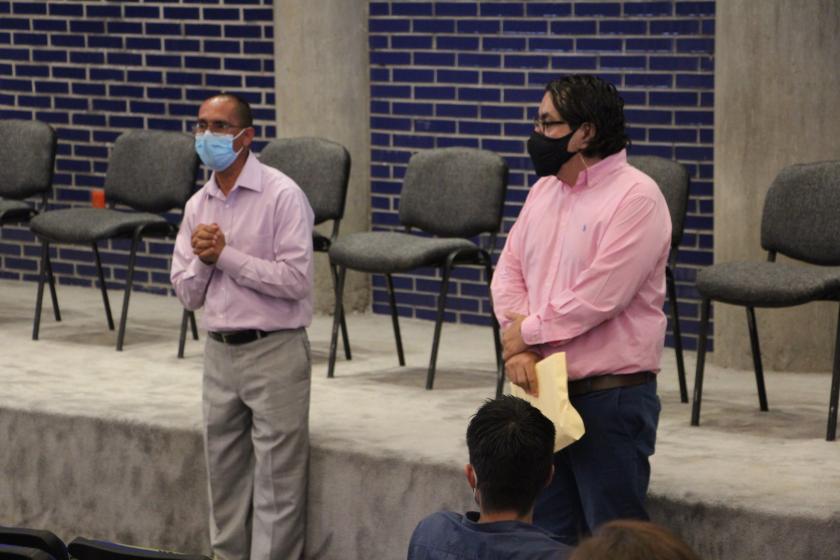 Administrativos de CUAltos.