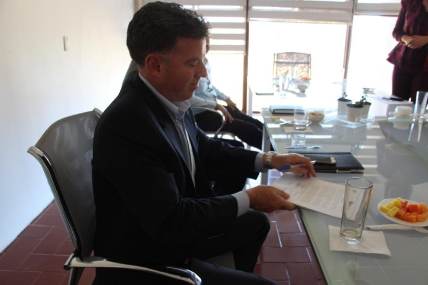 Firma de documento