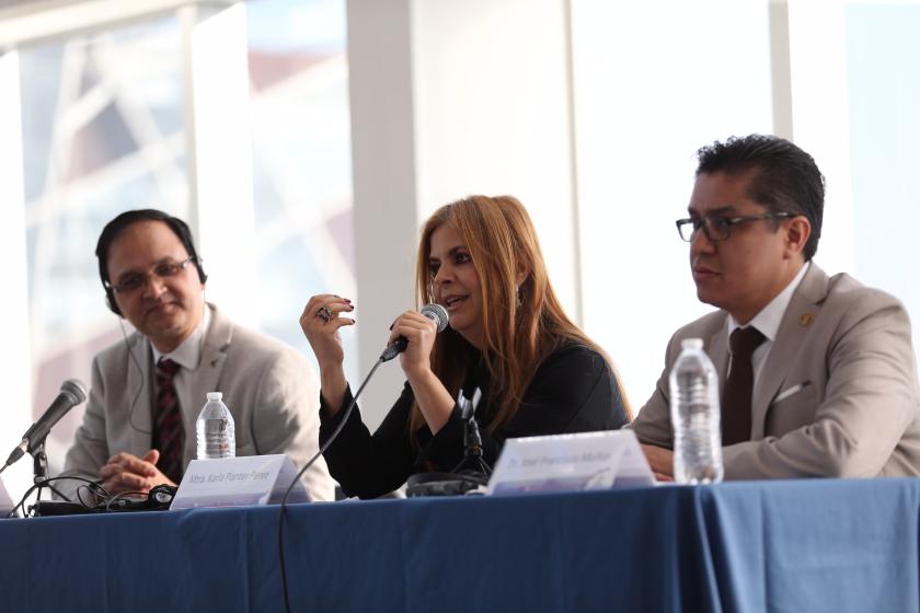Expositores del Seminario de “Alcances y trascendencia del yoga en la actualidad”.