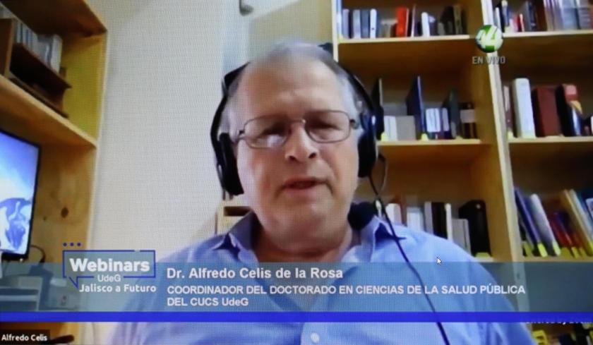 Ponente explicando 