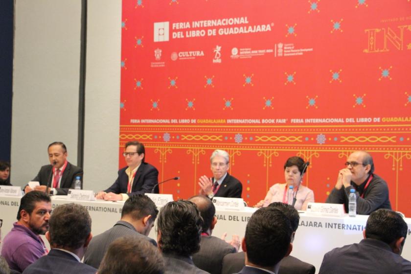 Expositores de la Conferencia "La salud en la encrucijada de México".