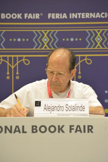 Expositor de la FIL.