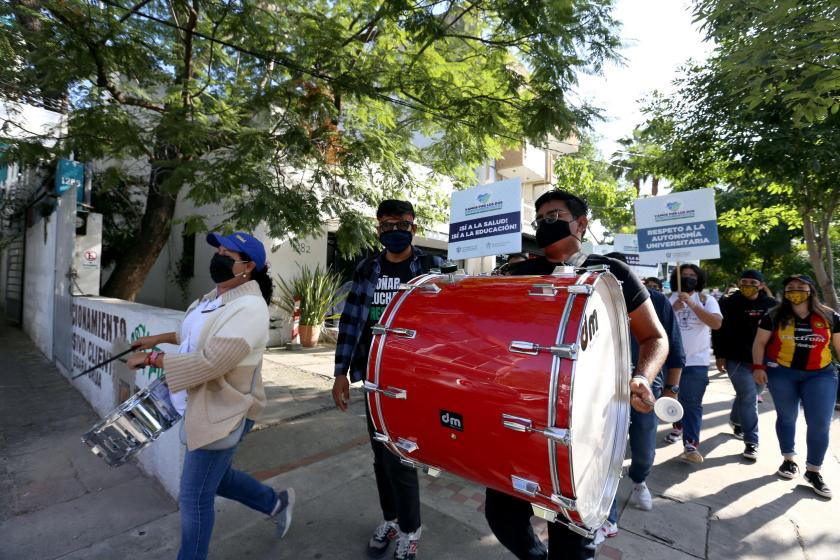 Participantes de la  sexta Caminata por la Autonomía, la Salud y la Educación.