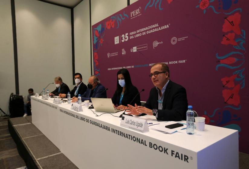 Participantes de la mesa “El futuro de la nación”.