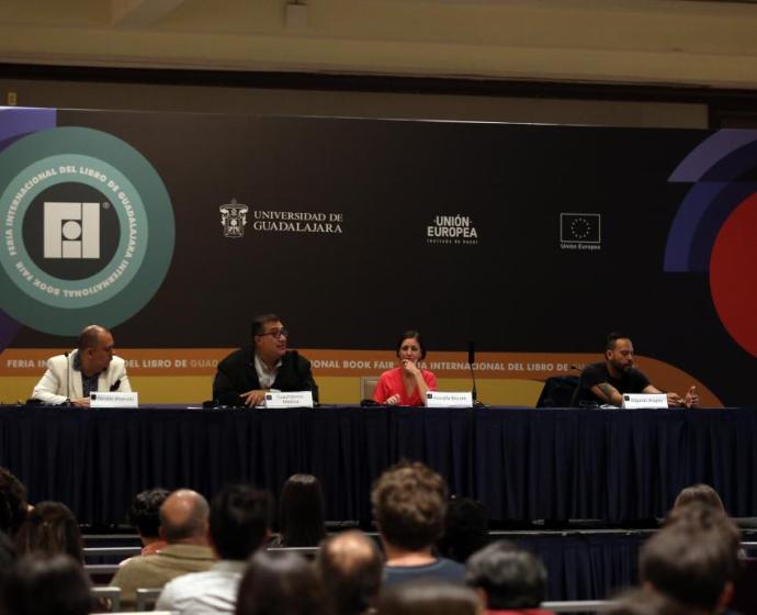 Integrantes del panel “El arte de lo (im)posible. Arte contemporáneo y geopolítica”.