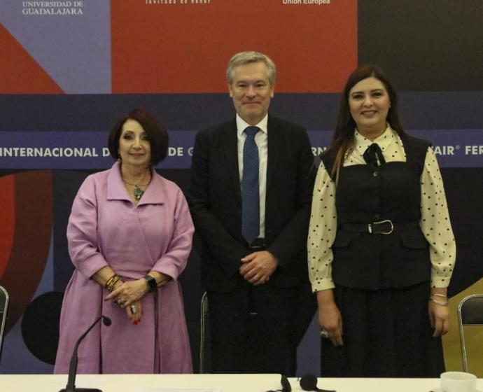 Integrantes de la presentación del balance de la FIL.