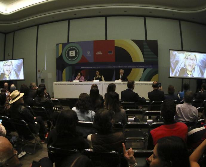 Público de la presentación del balance de la FIL.