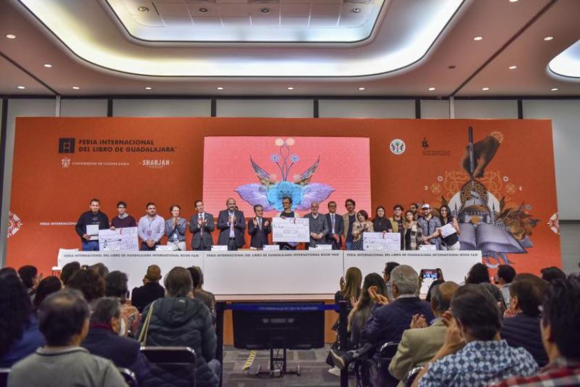 Integrantes de la Ceremonia de entrega del premio Homenaje ArpaFIL 2022.