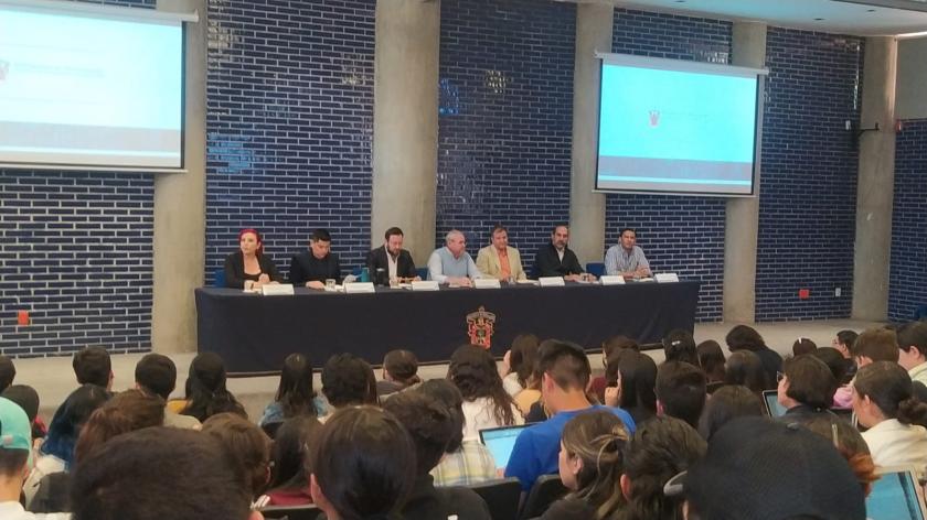 Autoridad CUAltos y expositores en Las Jornadas Interdisciplinarias.