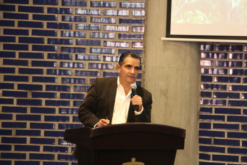 Expositor en el "Día Mundial del Burro".