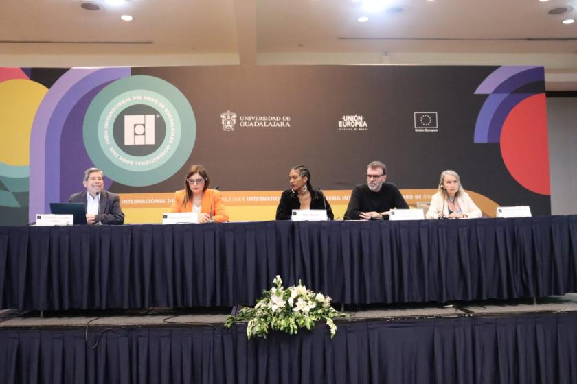 Integrantes del panel "La cultura se mueve: diáspora global y contemporánea".