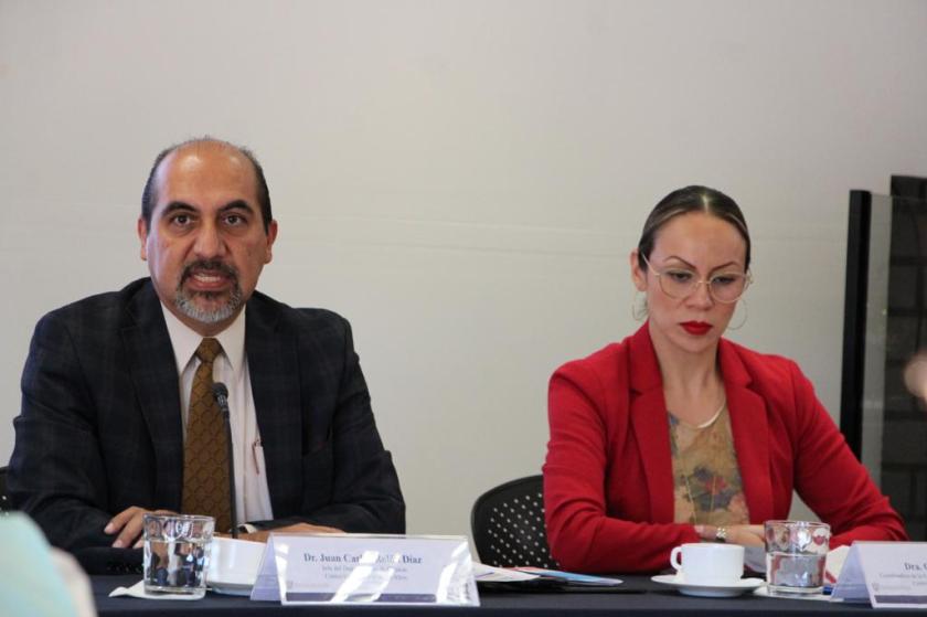 Integrantes de rueda de prensa.