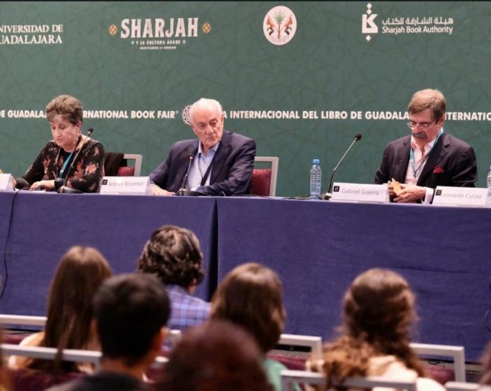 Integrates de la Mesa sobre el panorama político y la relación entre México y EEUU.