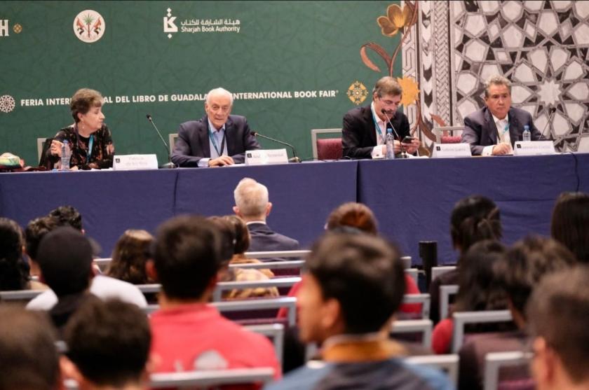 Integrates de la Mesa sobre el panorama político y la relación entre México y EEUU.