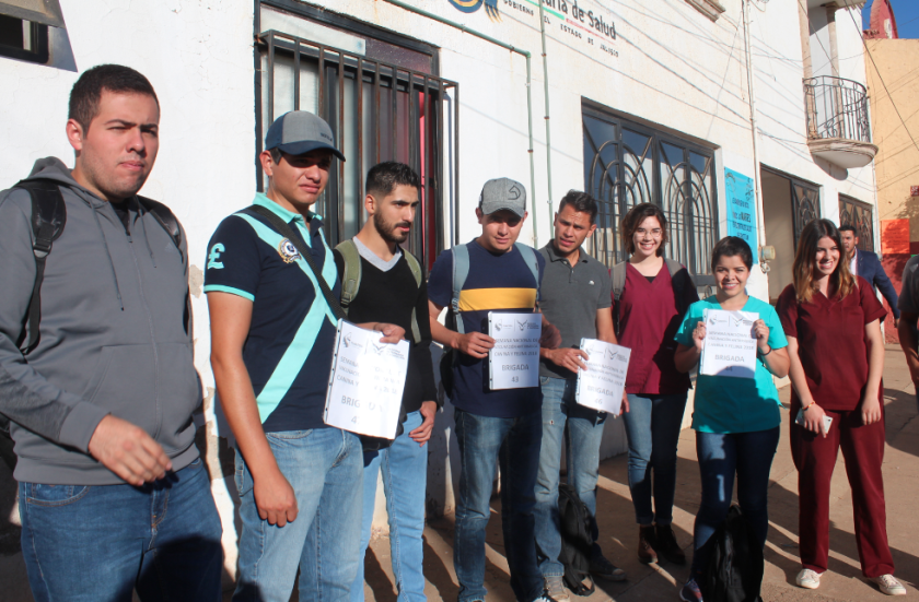 Integrantes en la Campaña de Semana Naiconal de Vacunación Antirrábica.
