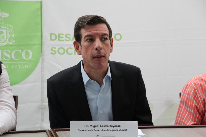  Secretario de la Sedis