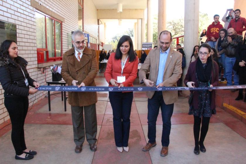 Administrativos y autoridades del cualtos