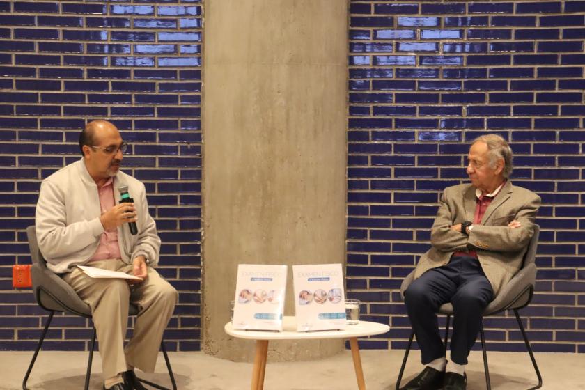 Presentación del libro “Examen físico e historia clínica” en la Video aula “Cecilia González Gómez” de CuAltos