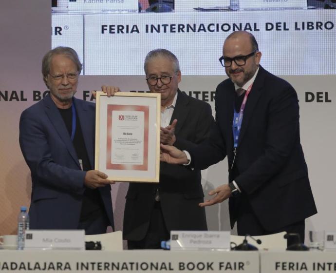 Como un acto de amor a la cultura y las letras