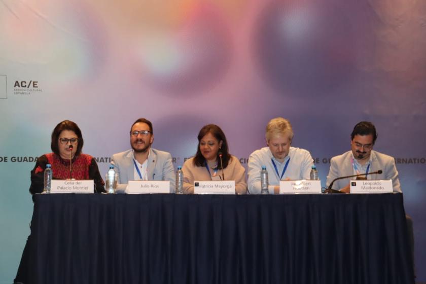 Hacer comunidad, reto de los periodistas en medio de la violencia del país