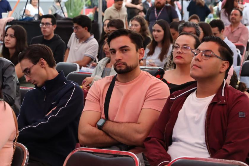 Hablar de la angustia también es cuidar: CUAltos lleva la salud mental a la FIL 2025