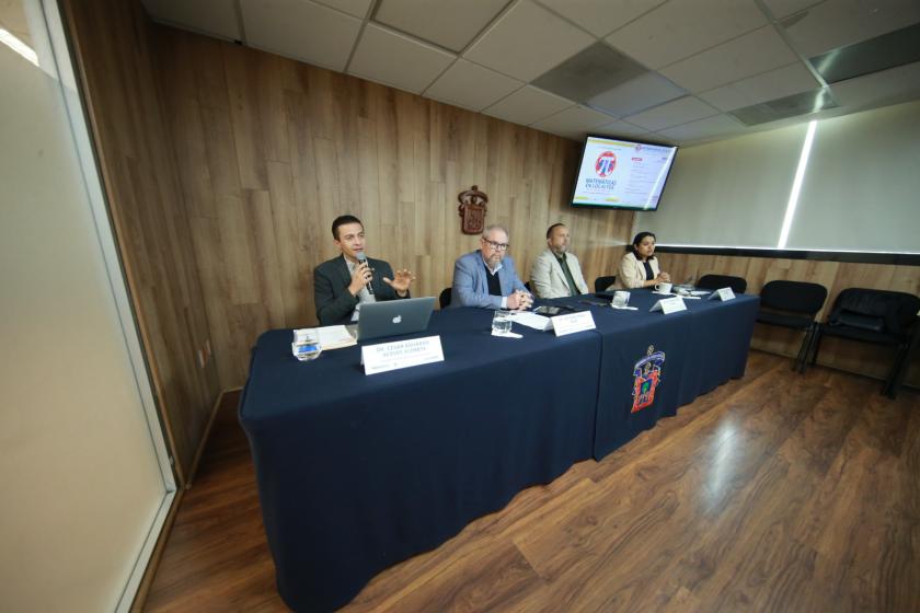 Panel completo Matemáticas en Los Altos 