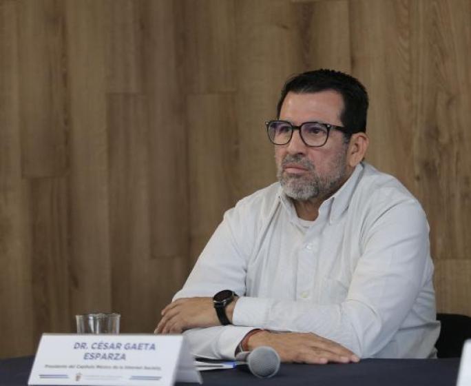 Dr. César Gaetta Esparza 