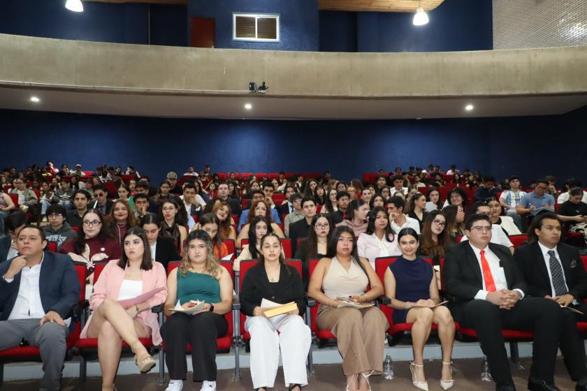 CUAltos fortalece la participación democrática de sus estudiantes con la firma de convenio con el INE