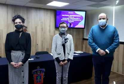Ponentes del foro "POLÍTICAS UNIVERSITARIAS PARA LA IGUALDAD, PREVENCIÓN Y SANCIÓN DE LA VIOLENCIA DE GÉNERO".