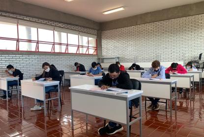 Aspirantes en el Examen de admisión 