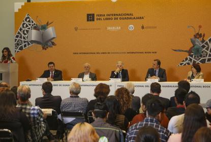 Integrantes de la Bienal del Periodismo “La verdad bajo amenaza”.