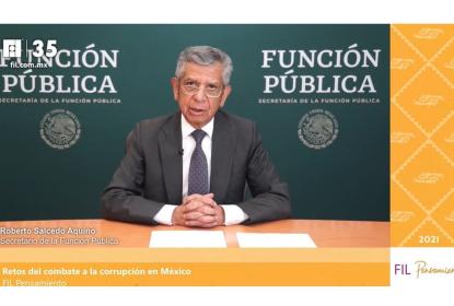 Expositor de la Conferencia Magistral  “Retos de combate a la corrupción en México”.