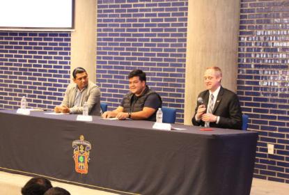 Expositores del evento “2023 México Roadshow de Genética y Nutrición del Ganado de Leche”.