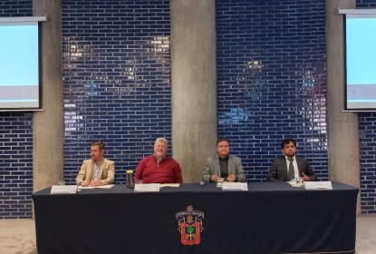 Integrantes de las ponencias sobre enfermedades raras.