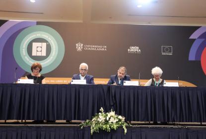 Integrantes de la Mesa de dialogo: "Museos ante el Antropoceno urbano: nuevas narrativas sociales y ambientales".