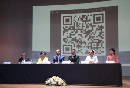 Integrantes de la ceremonia inaugural.