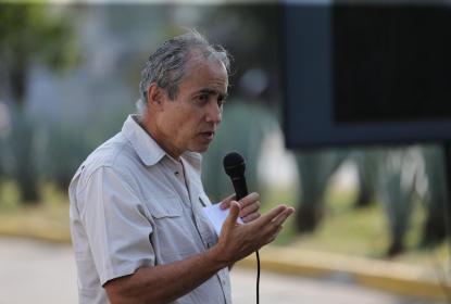 Docente de la decimoprimera máster class titulada “El libro, la civilización o la barbarie”.