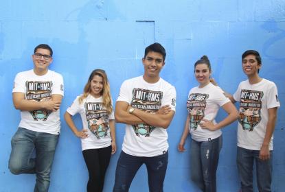 Participantes del Medical School Healthcare Innovation Boot Camp.