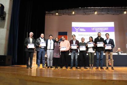 Autoridades, alumnos y Representate del AVECAO 