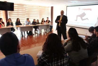 Ponente y alumnado